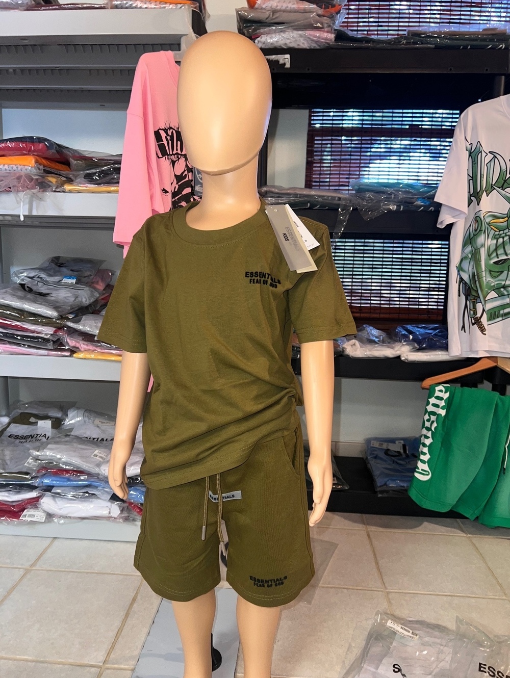 Kid’s essential short/shirt set 5-6T